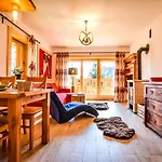 Apartamento Szymoszkowa