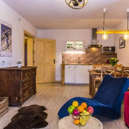 Szymoszkowa Апартаменты